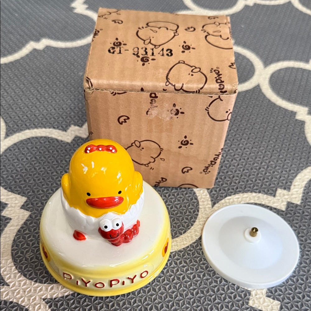 Piyo Piyo Yellow Duck Ceramic Music Box